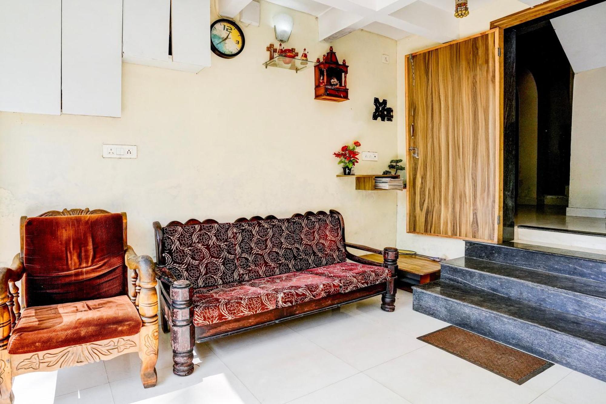 OYO 9741 Triple Beach Guest House Benaulim Extérieur photo