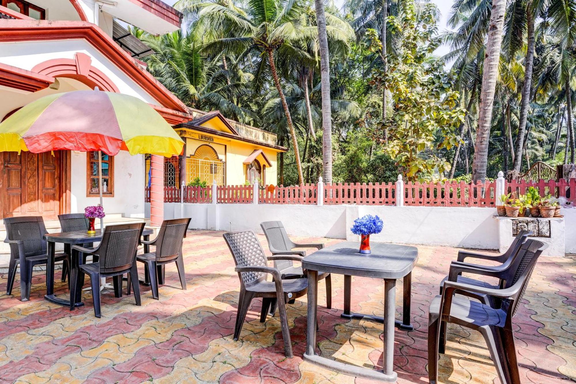 OYO 9741 Triple Beach Guest House Benaulim Extérieur photo