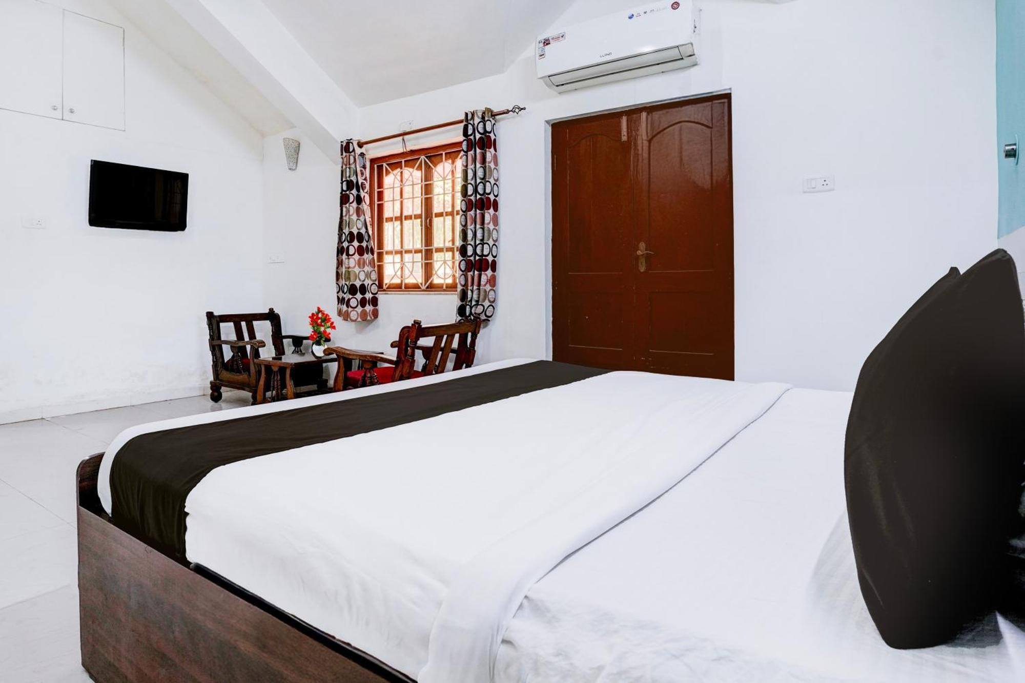 OYO 9741 Triple Beach Guest House Benaulim Extérieur photo